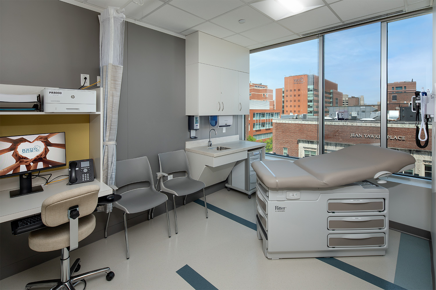 Medical room with sink and equipment