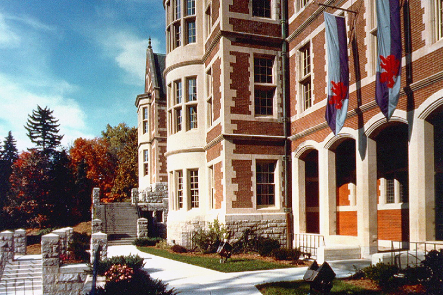 Sidewalk next Searles Building front exterior 