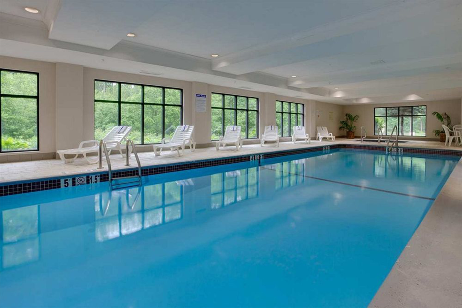 Longview of indoor swimming pool 