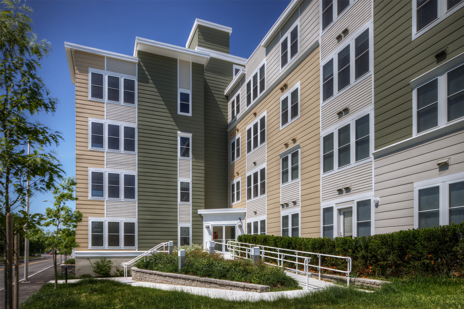 Sideview of townhouses in daytime