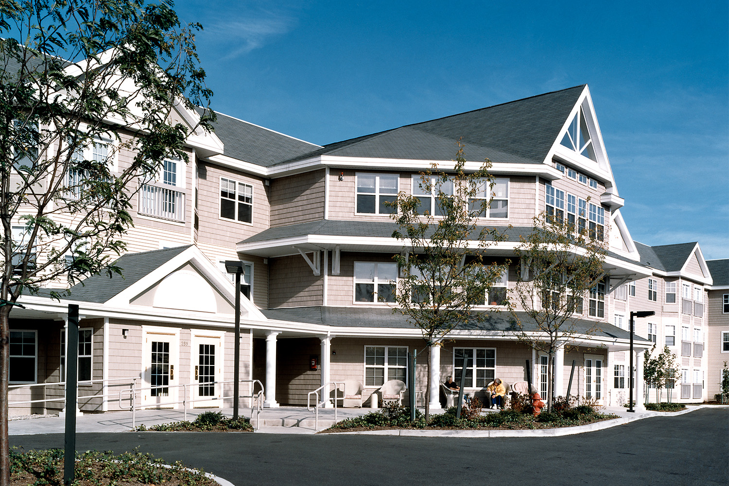 Longview of VNA exterior