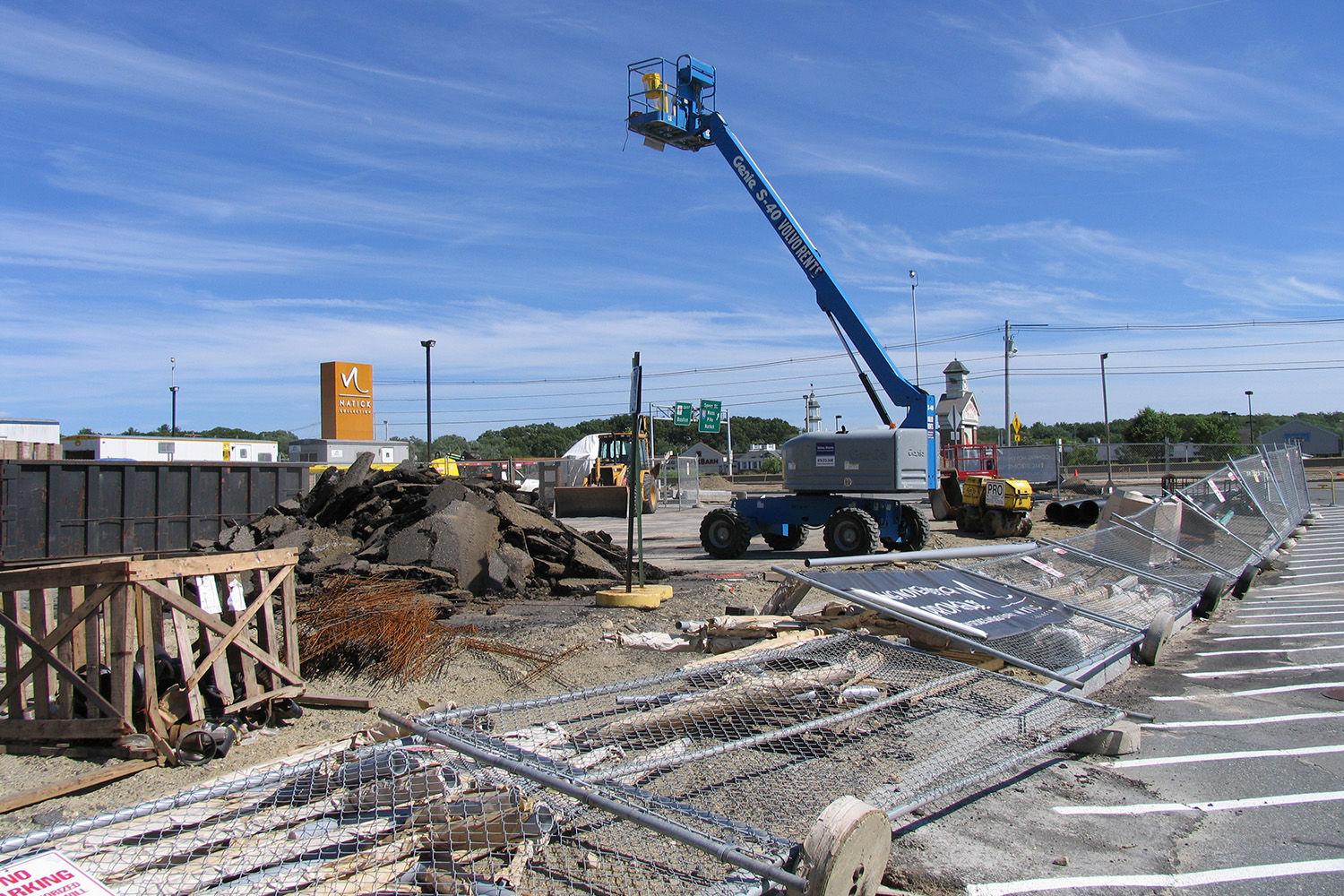 crate and barrel under construction