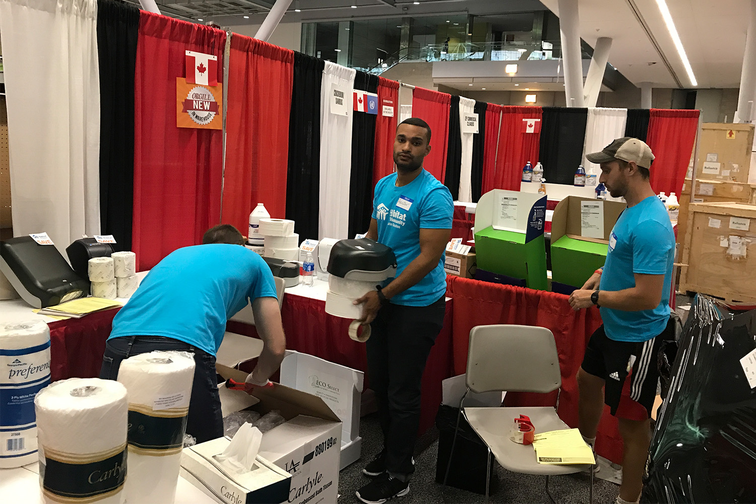 Tocci employees at Habitat for Humanity event