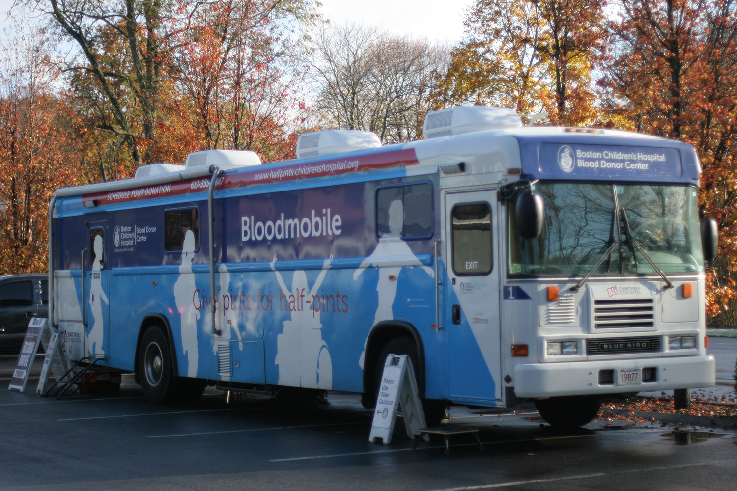 blue blood donation bus 