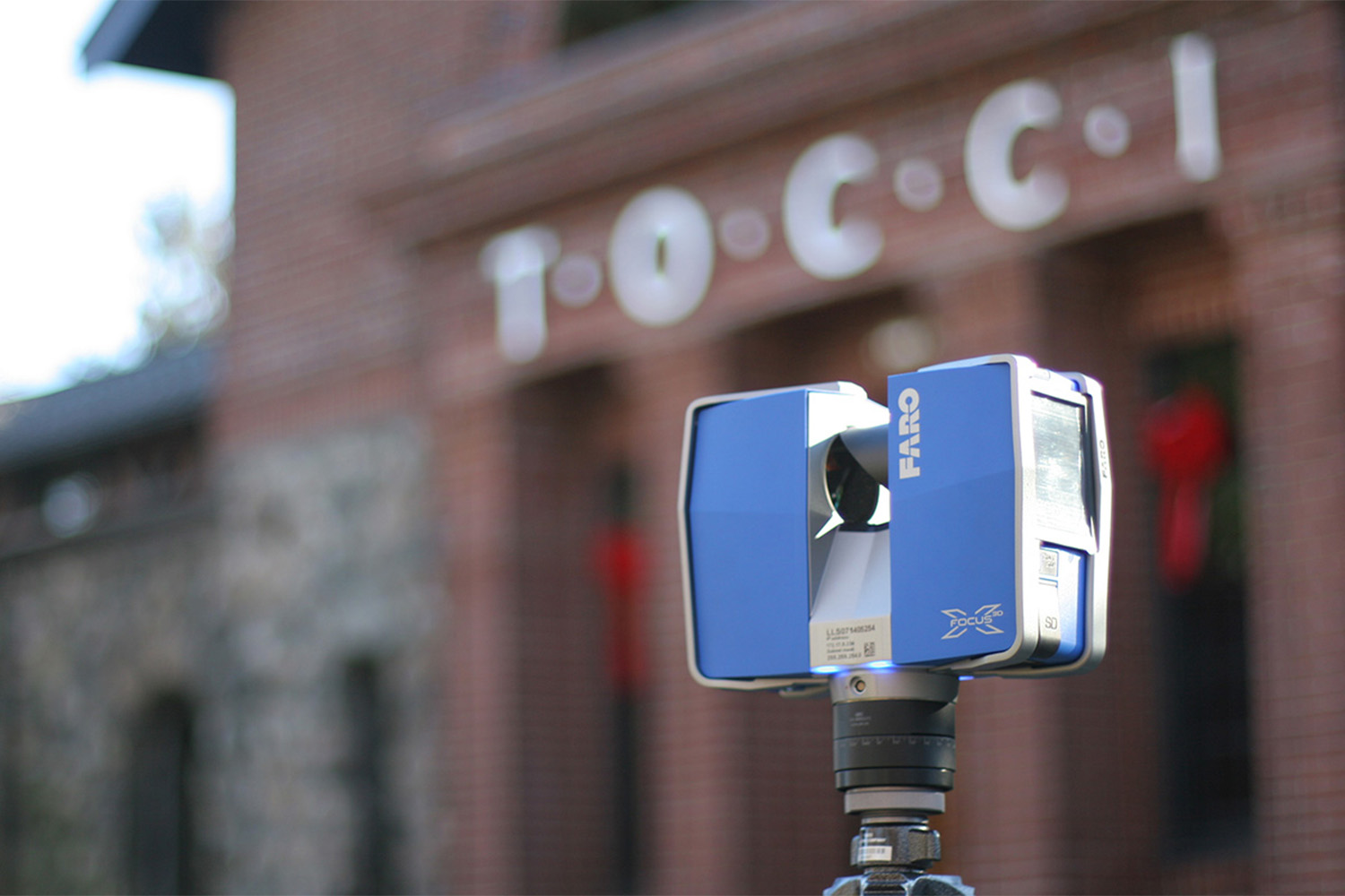 laser scanner in front of the Tocci office building 