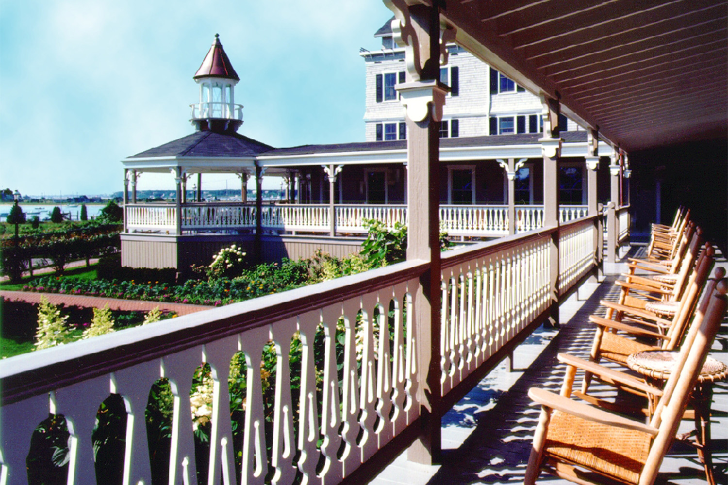 patio with view of gazebo 