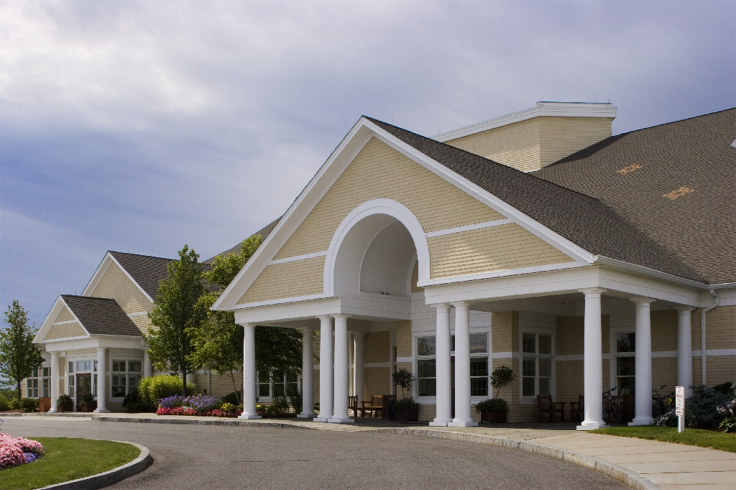 zoomed-in view of the New Seabury Clubhouse entrance 