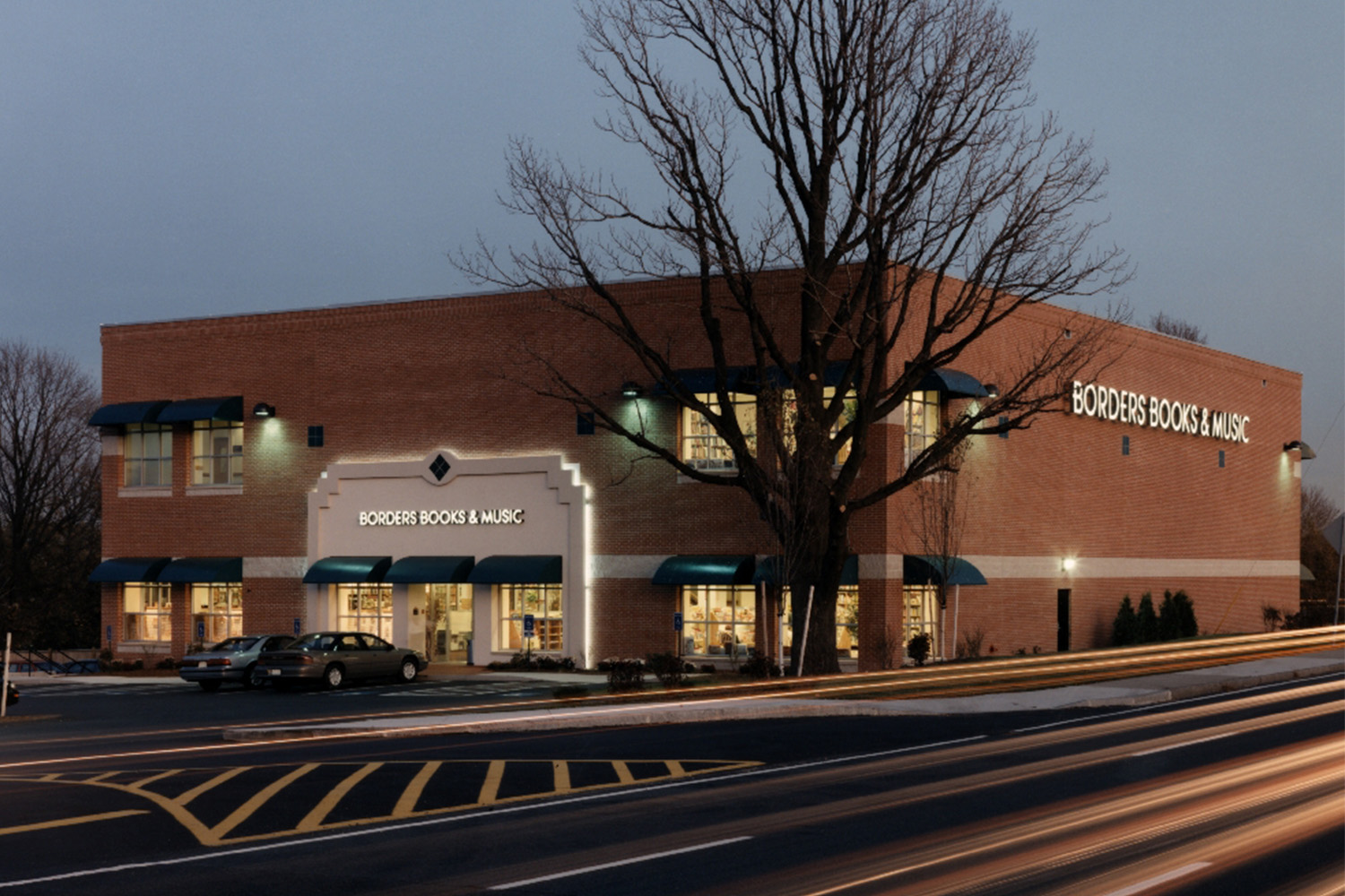 Borders Books & Music TOCCI