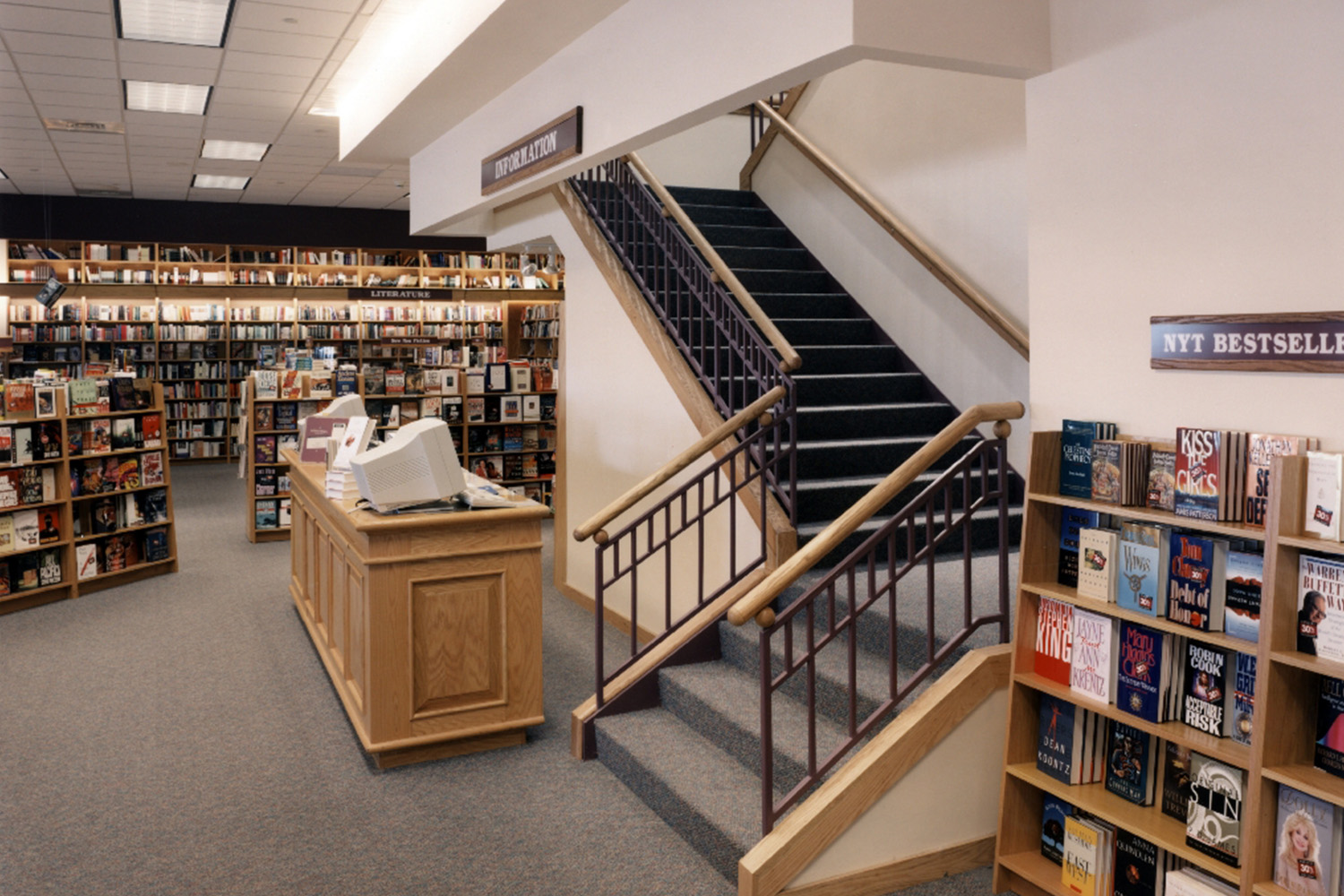 Borders Books & Music TOCCI